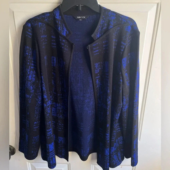 Misook Black and Blue Inverted Notch Collar Tailored Knit Jacket- Medium - Picture 3 of 7